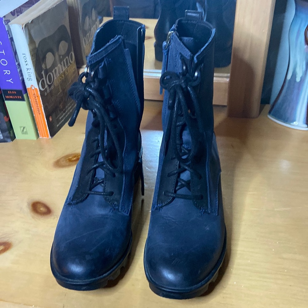 Sorel Phoenix Navy Combat Boots
